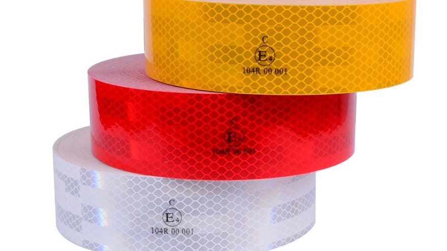 蓄光膜和反光膜是不是同一種東西-區別對比【昆山玉寰】