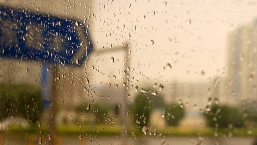 多地將迎來降雨，你準備好防滑措施了嗎？-防滑膠帶試用【昆山玉寰】