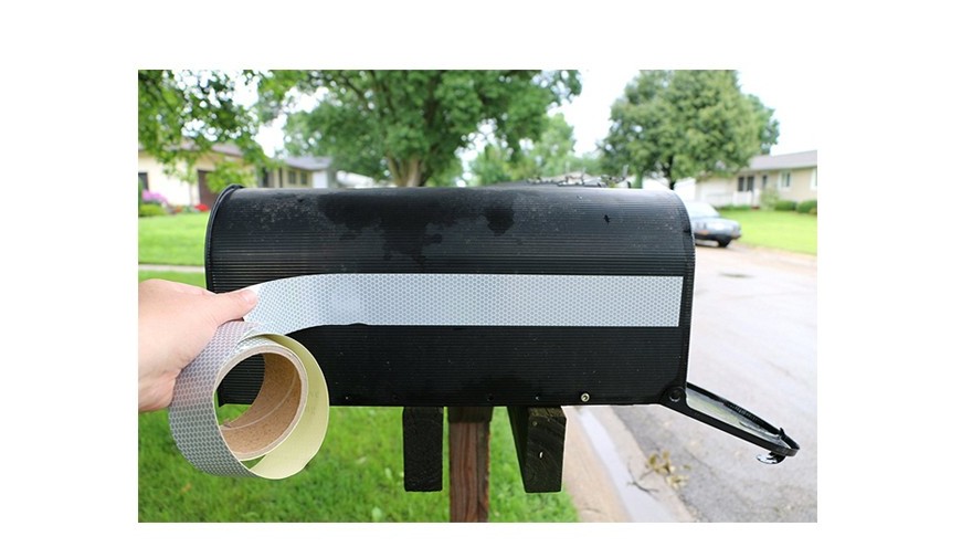 五類反光膜與一級(jí)反光膜的區(qū)別-反光膜知識(shí)講解【昆山玉寰】