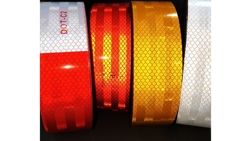 鍍鋁反光膜有什么區別-廠家講解【昆山玉寰】