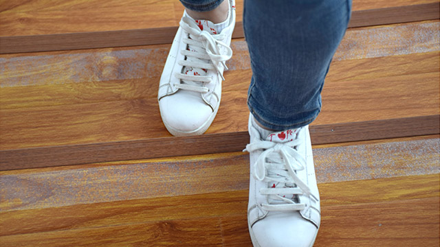 如何選購防滑膠帶及地面的適用范圍事項(xiàng)？